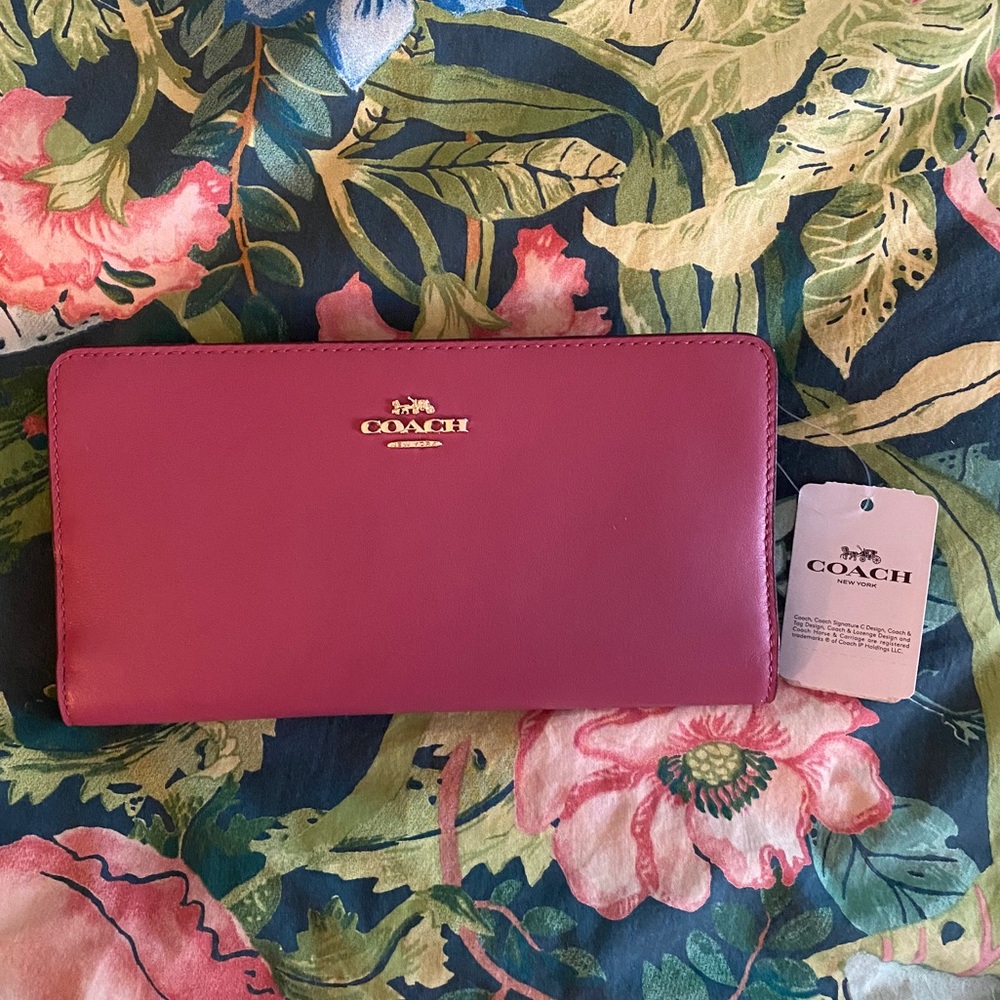 ✨COACH✨ Skinny Wallet NWT